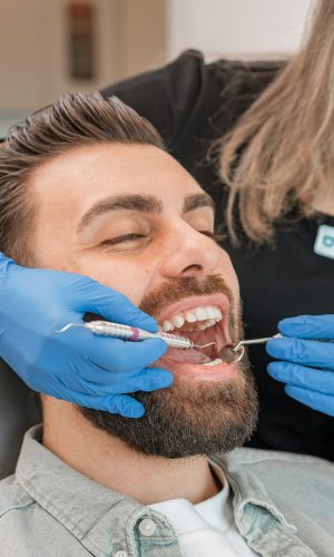 d-dental-office-BiknMFl7iOw-unsplash