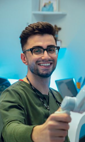 ozkan-guner-AduzI0N9iRI-unsplash